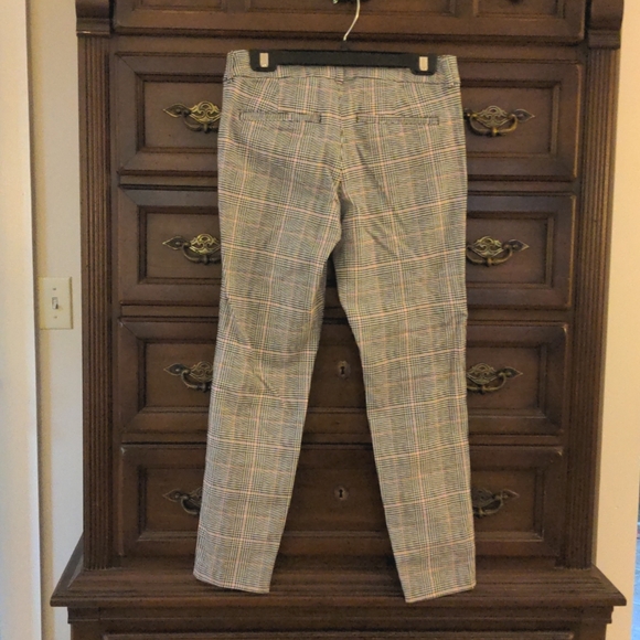 Houndstooth Plaid Pants - Picture 3 of 3